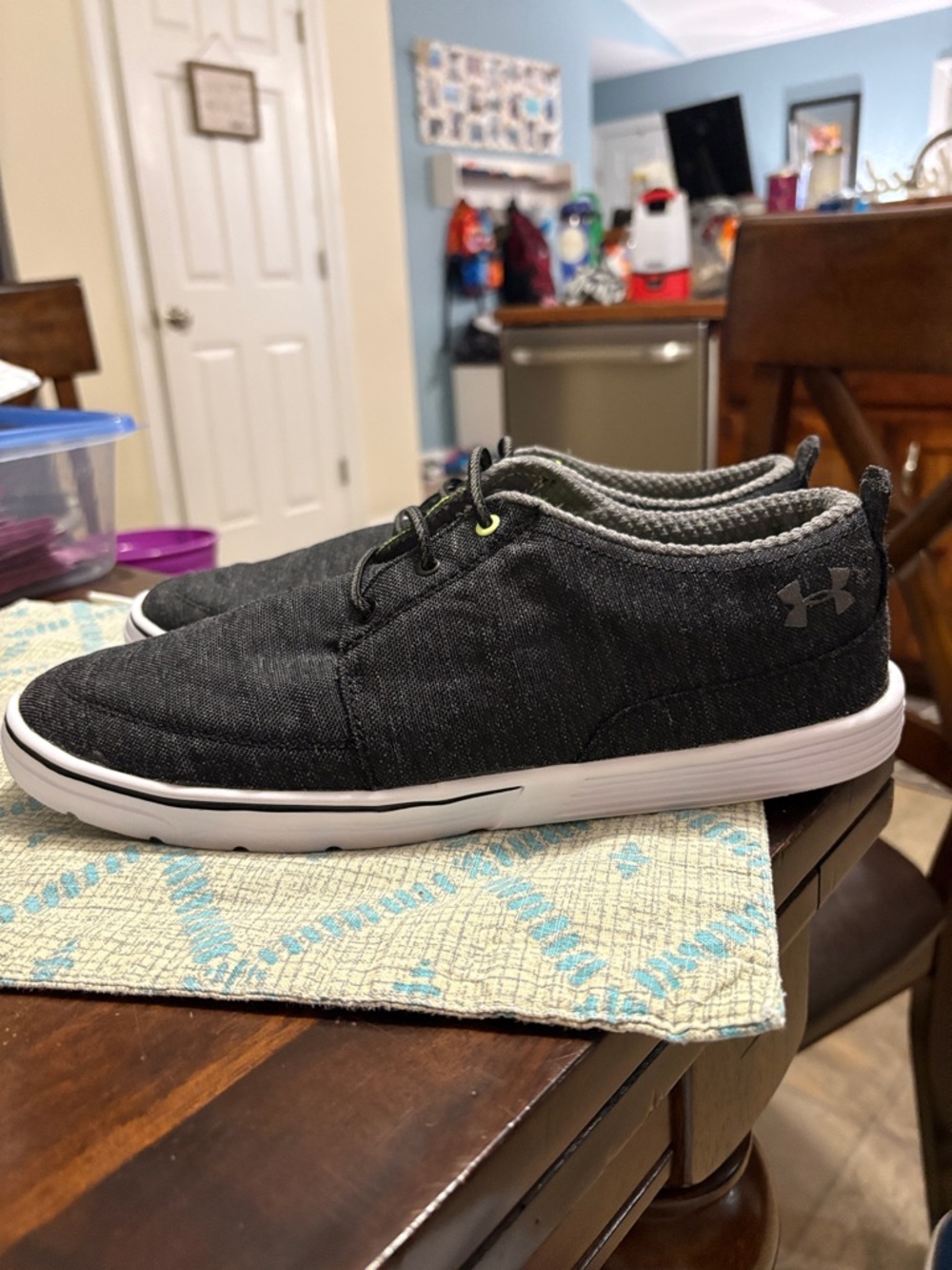 Under Armour Men's Casual Sneakers - Picture 2 of 5